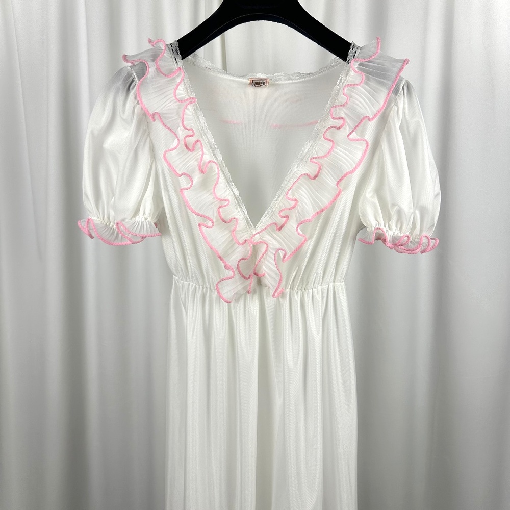 Vintage Bloomies Ivory Ruffle Nightgown Romantic Maxi Small - Picture 3 of 16